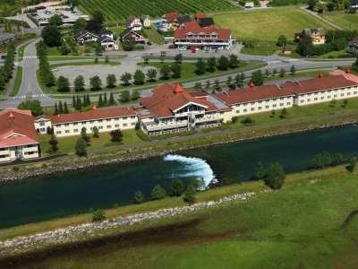 Loenfjord Hotell Eksteriør bilde
